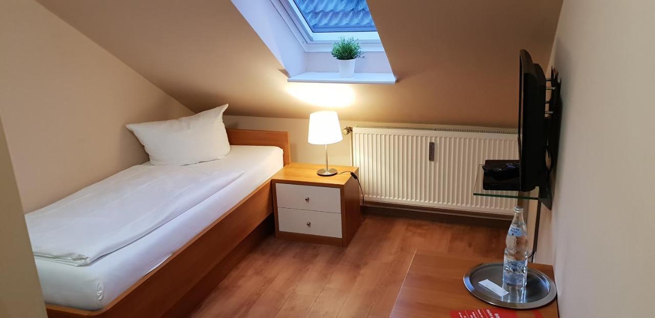 Airport Hotel One Aparthotel Sylt Kültér fotó